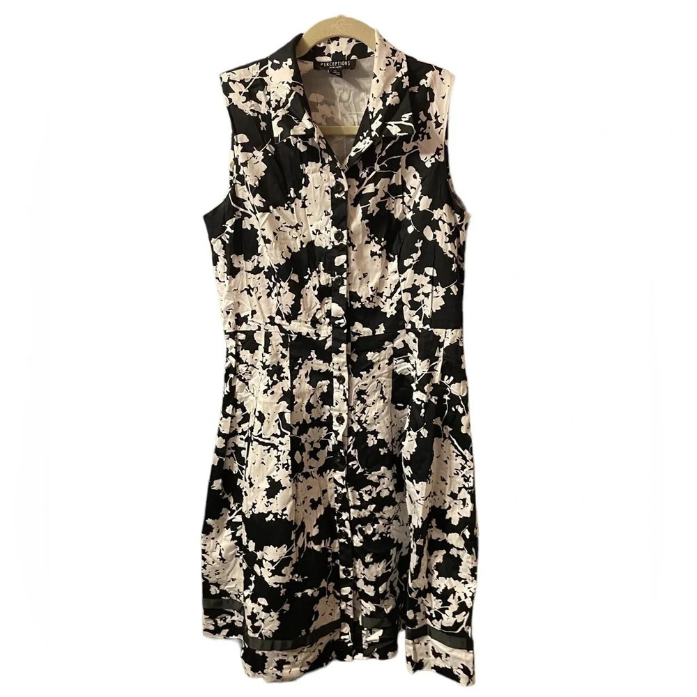 PERCEPTIONS FLORAL BUTTON FRONT DRESS